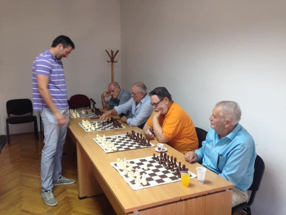 Velemajstor g. Alojzije Janković postao je prvi Hrvat u tijelima Svjetske šahovske organizacije FIDE
